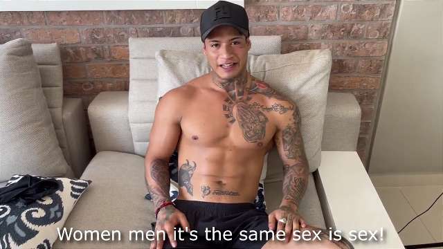 LatinBoyz – Leon