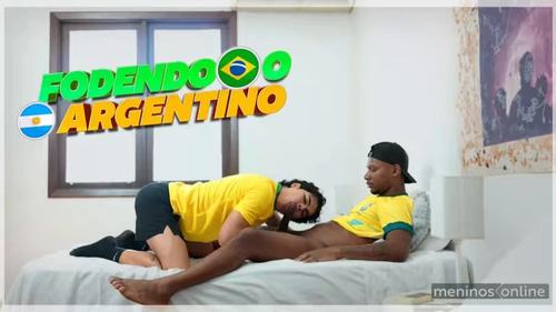 Andr Miilk & Brigadeiro – Fodendo o Argentino (Bareback)